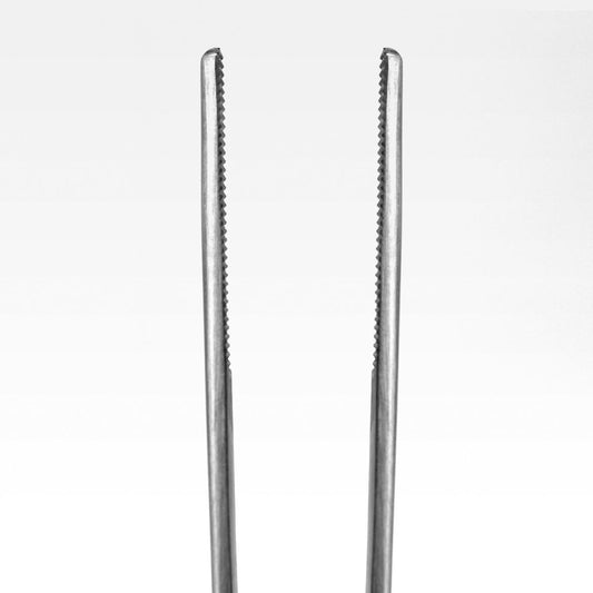 Aquavitro Curved Forceps